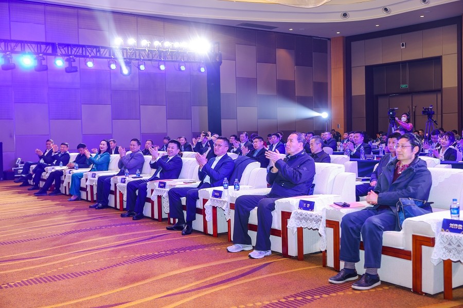 会议现场 (2).jpg